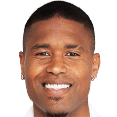 https://img.noclothing.net/img/football/player/f3f011052750b69132a3ee1234ff4492.png